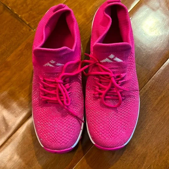 🌻3 for $21.  Pink size 8 sneakers. Excellent condition. - Picture 2 of 4